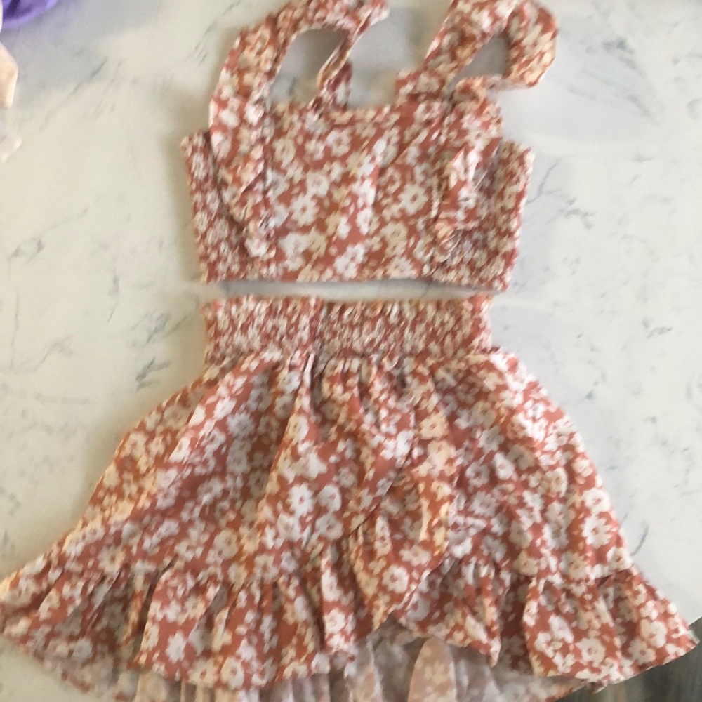 SHEIN crop top ans skirt set